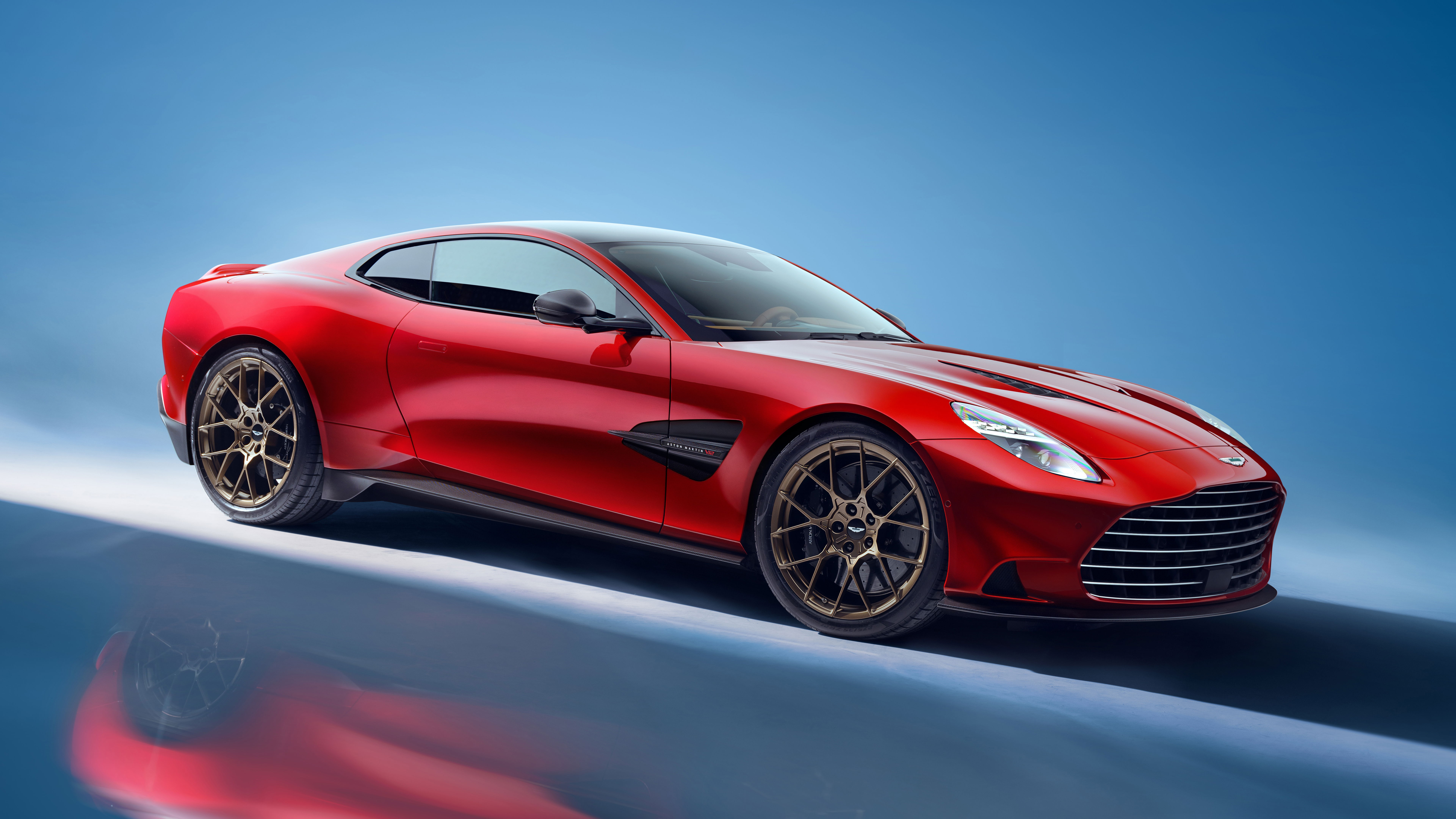 Aston Martin Vanquish - front